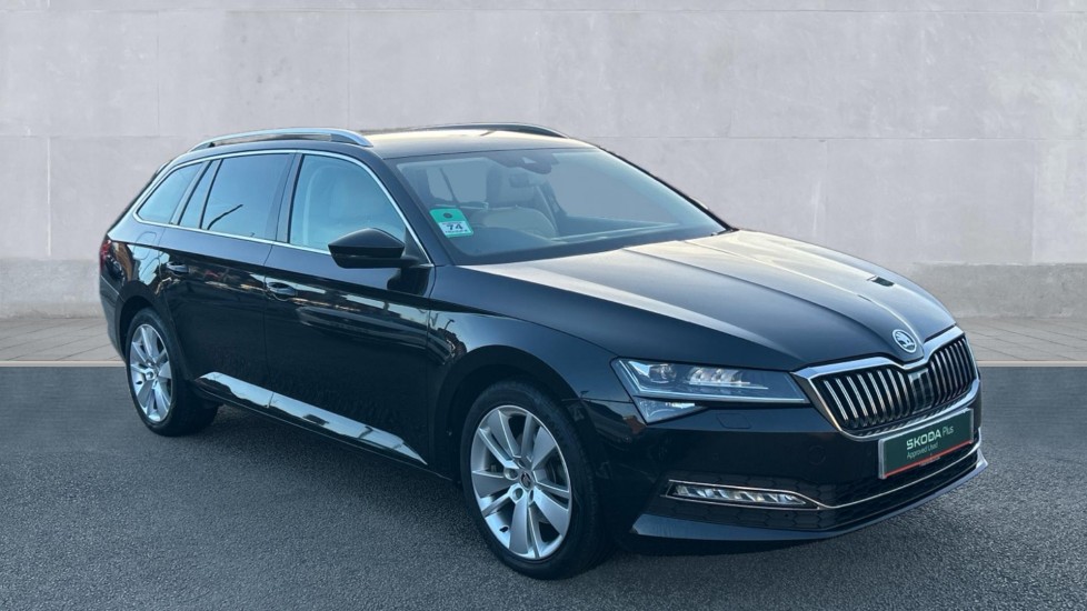 Main listing image - Skoda Superb Estate