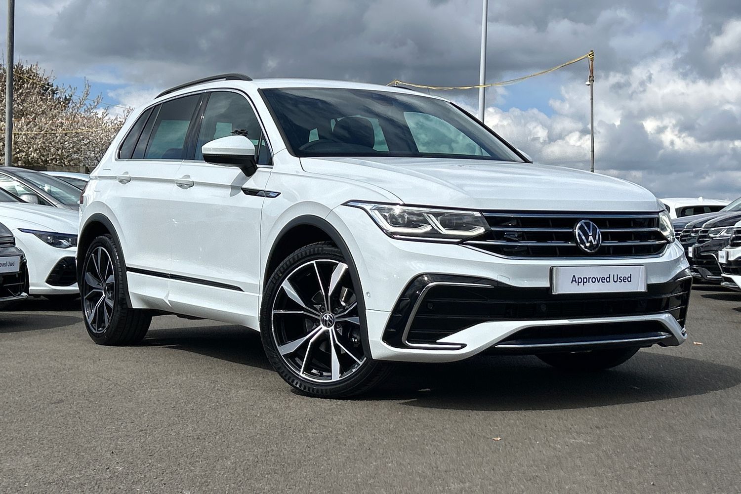 Main listing image - Volkswagen Tiguan