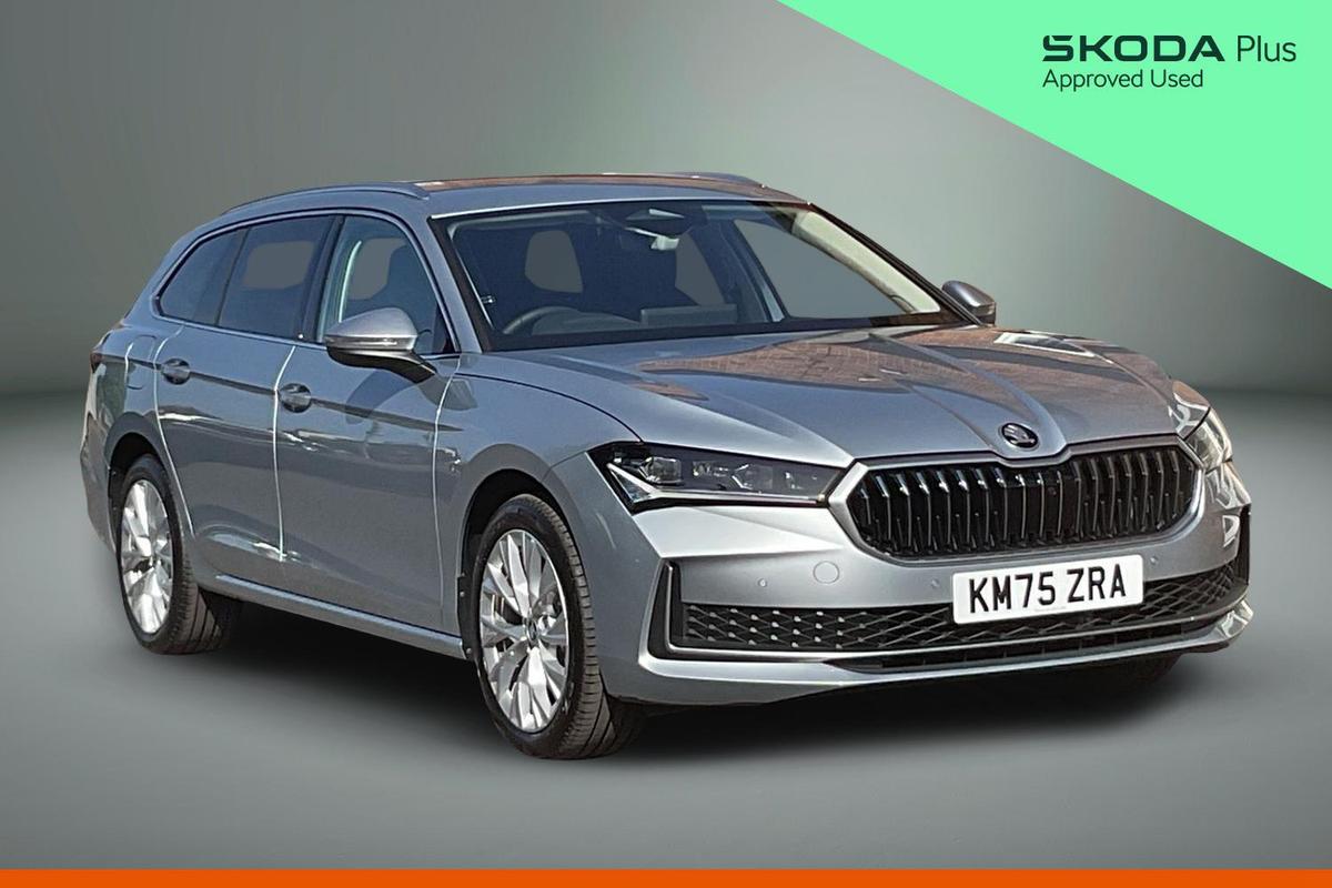 Main listing image - Skoda Superb