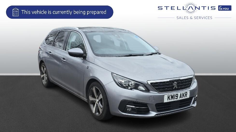 Main listing image - Peugeot 308