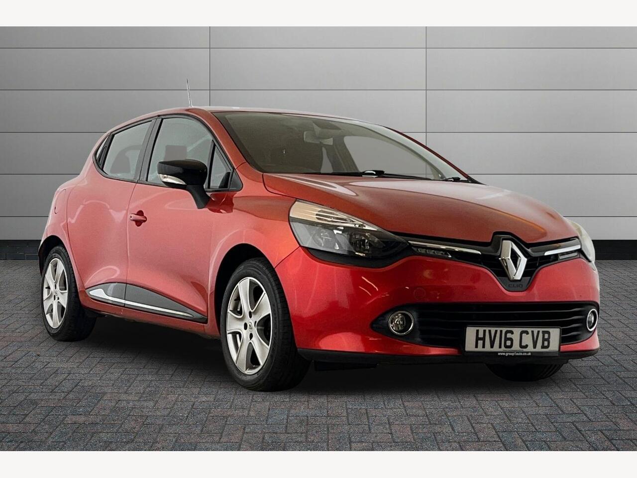 Main listing image - Renault Clio