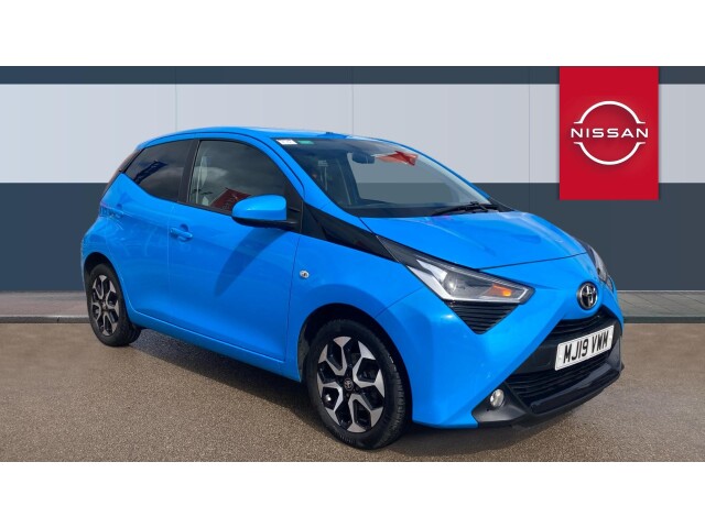 Main listing image - Toyota Aygo