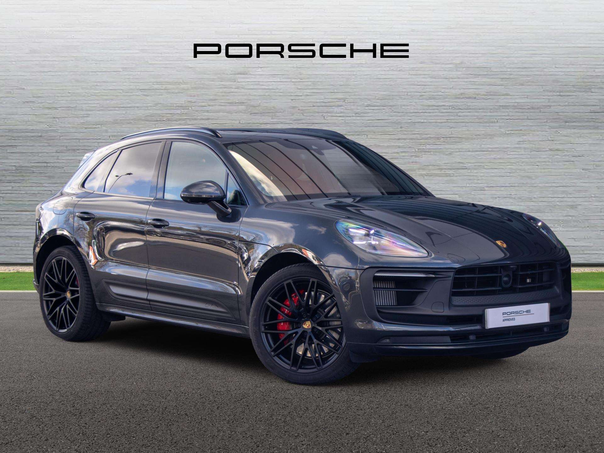 Main listing image - Porsche Macan