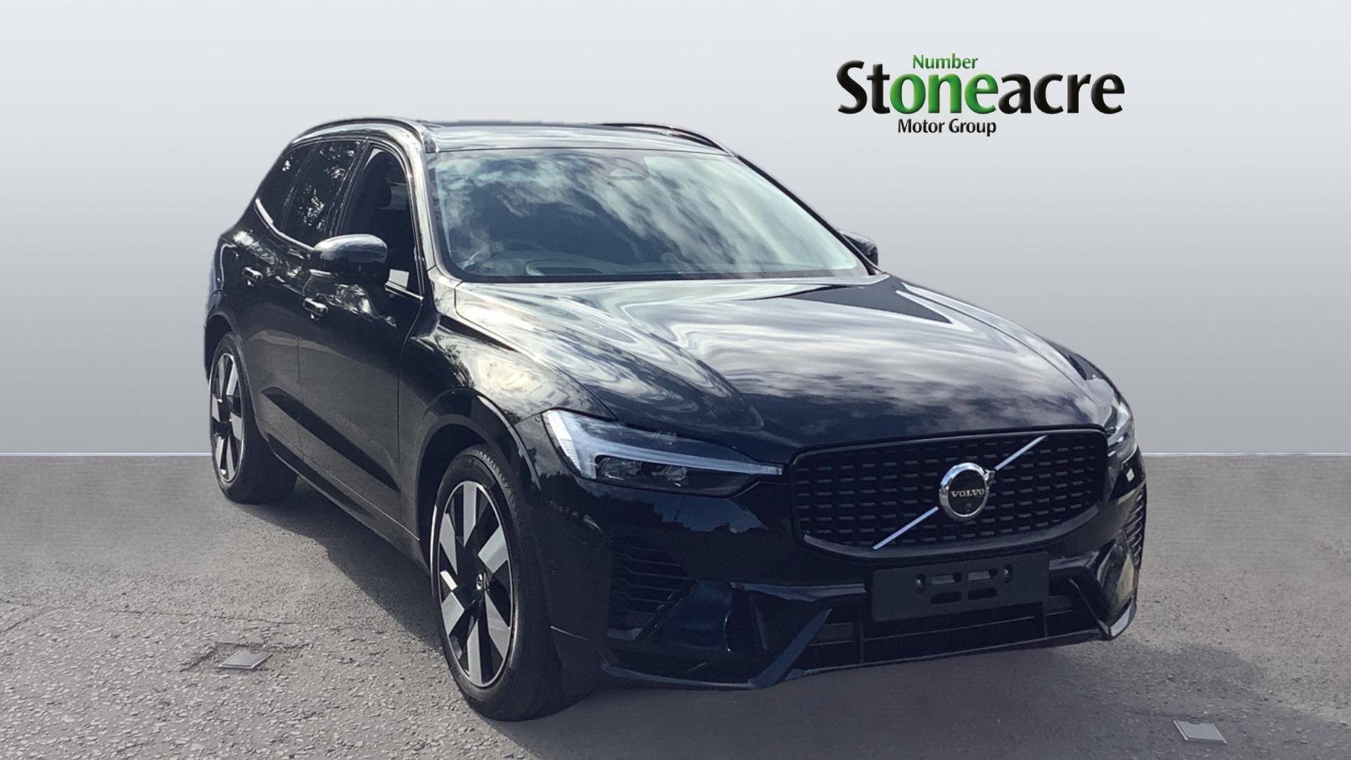 Main listing image - Volvo XC60