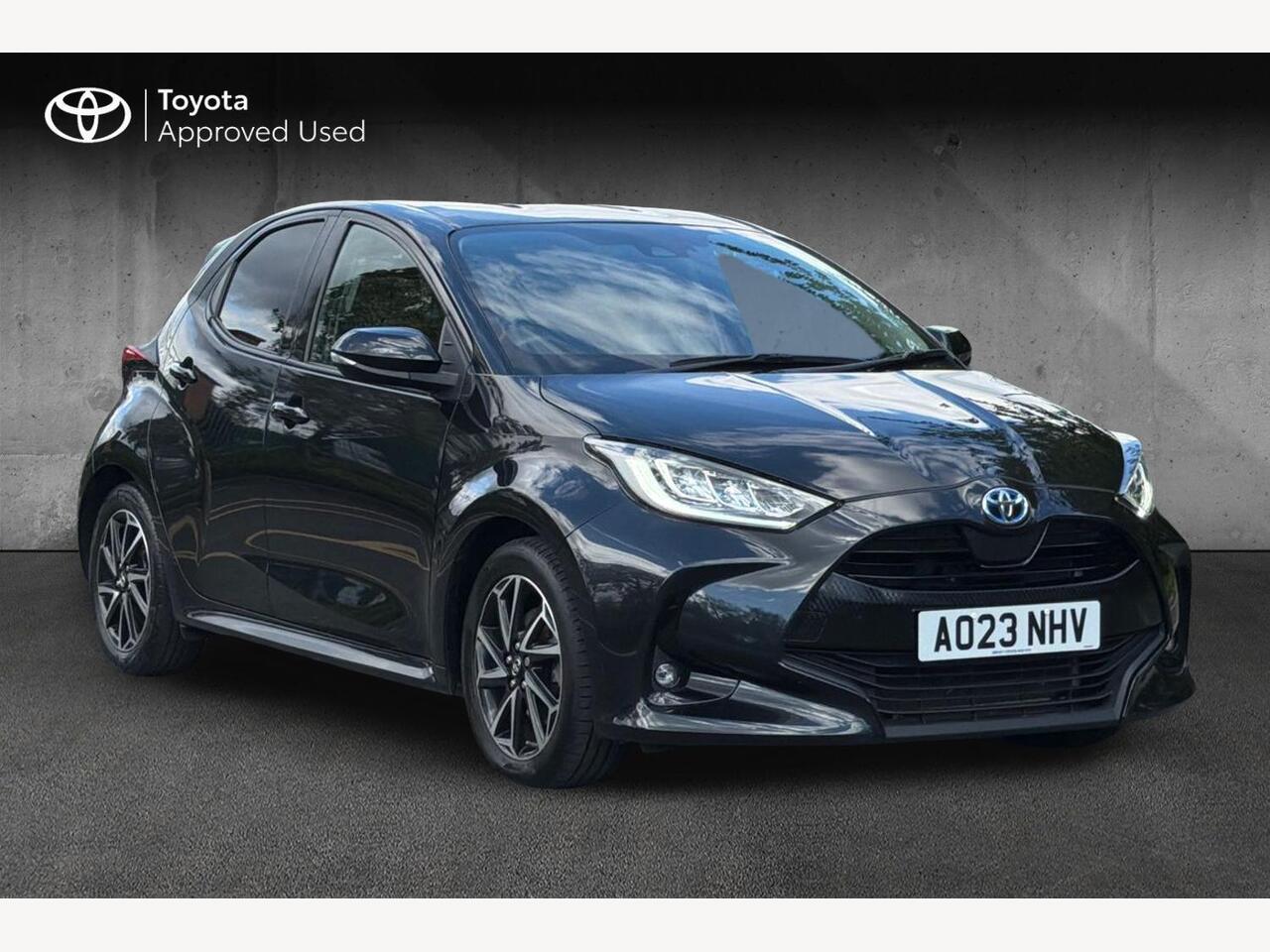 Main listing image - Toyota Yaris