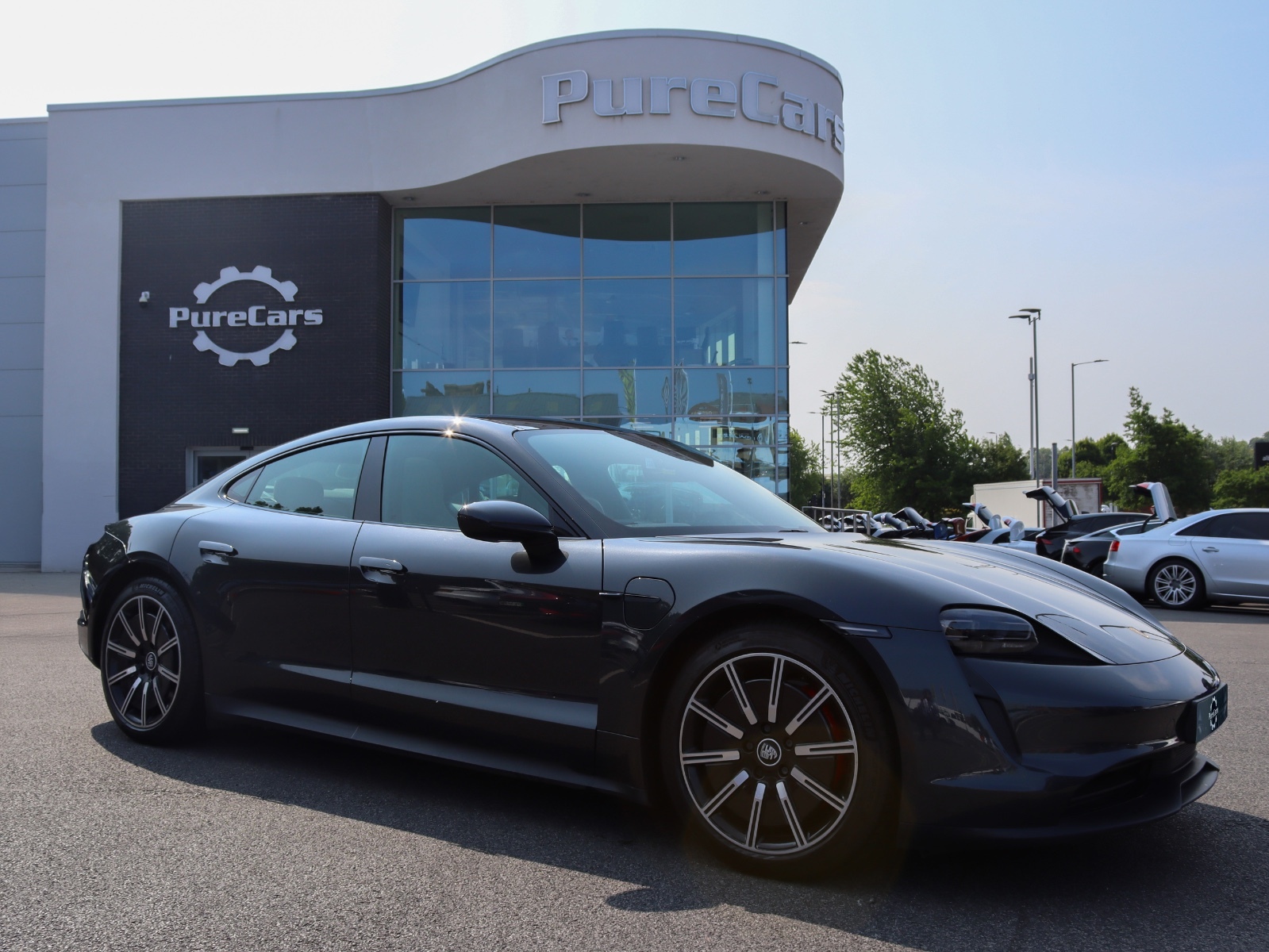 Main listing image - Porsche Taycan