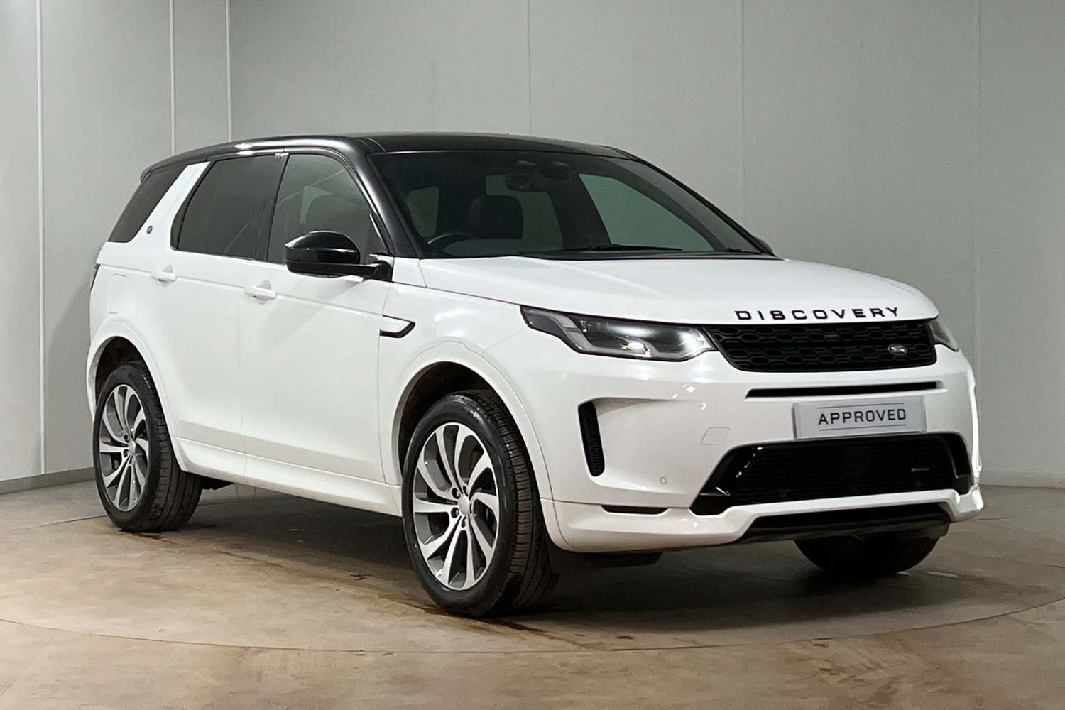 Main listing image - Land Rover Discovery Sport