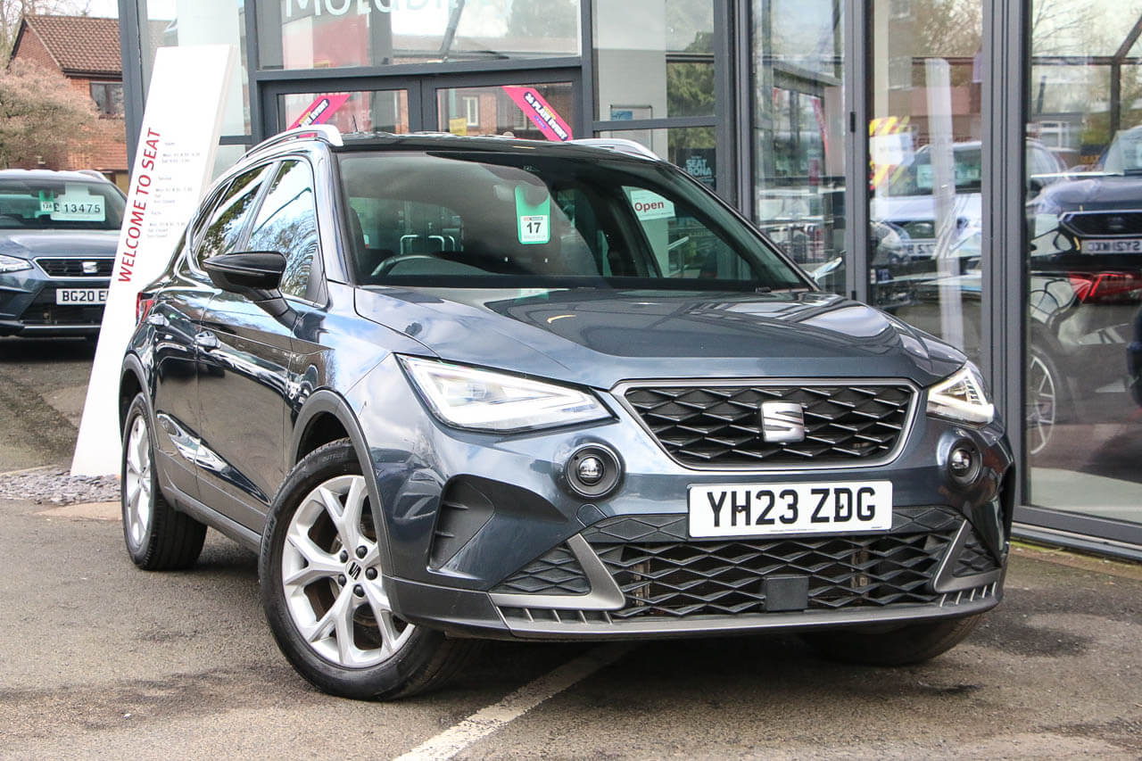 Main listing image - SEAT Arona