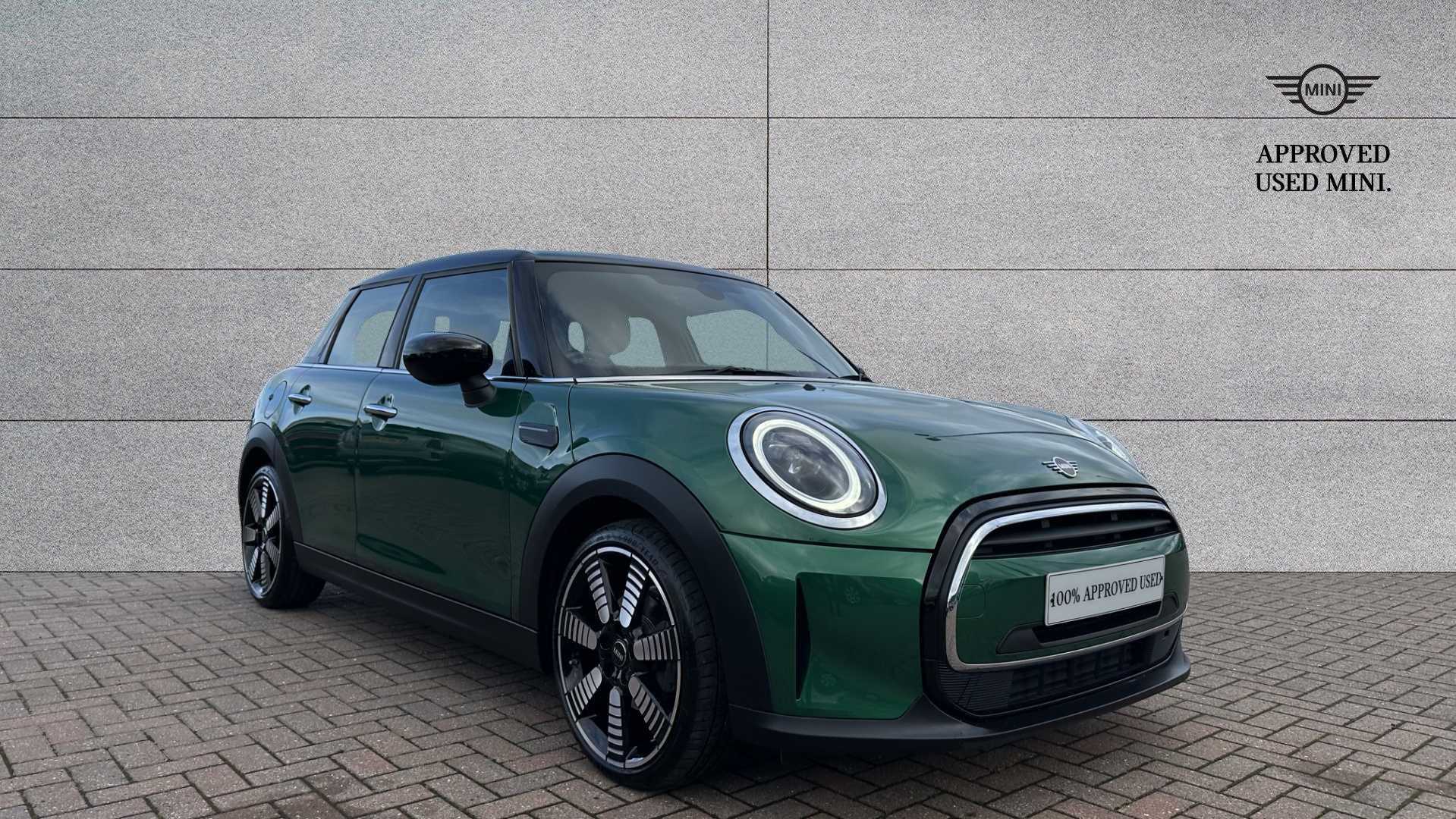 Main listing image - MINI Hatchback 5dr