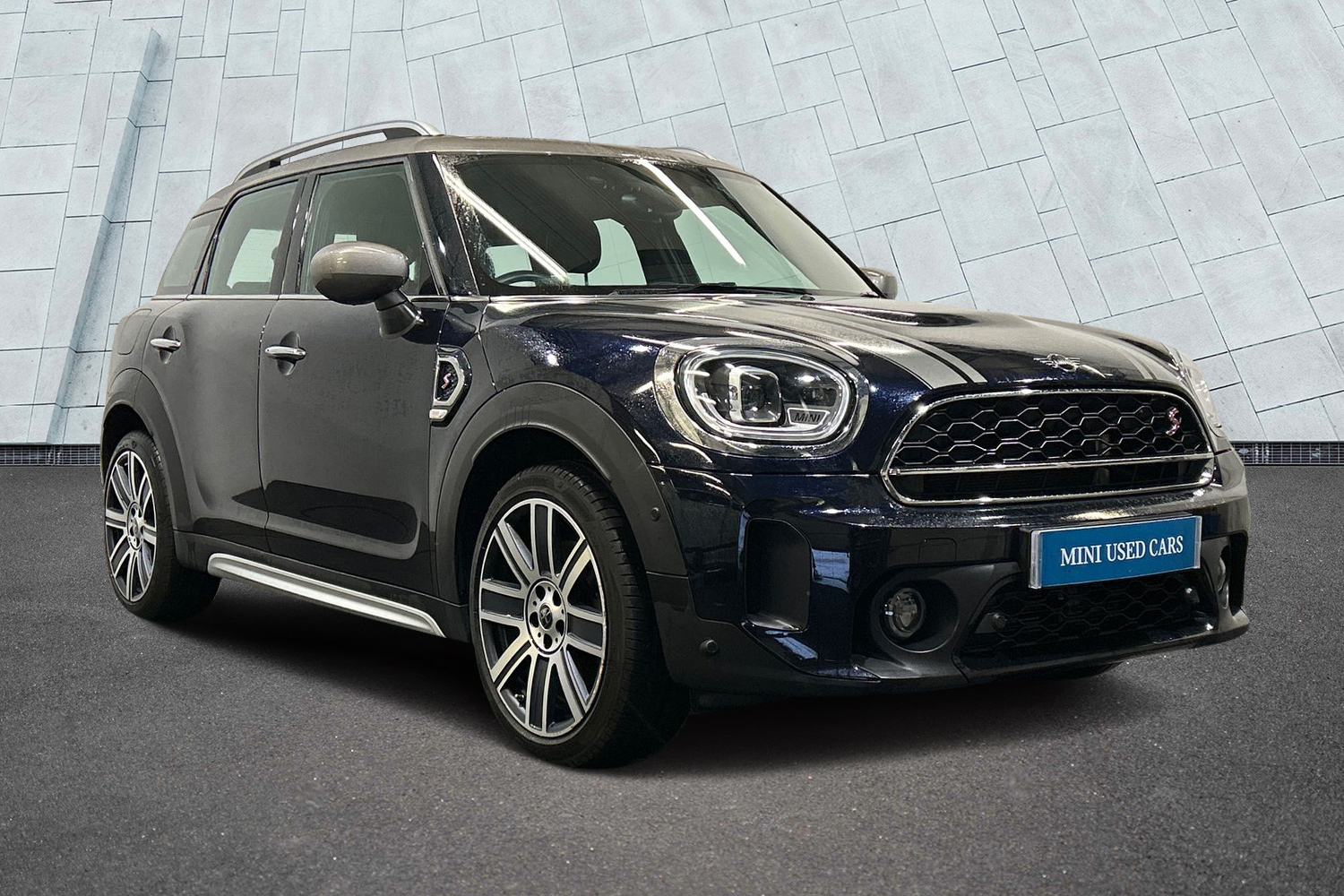 Main listing image - MINI Countryman