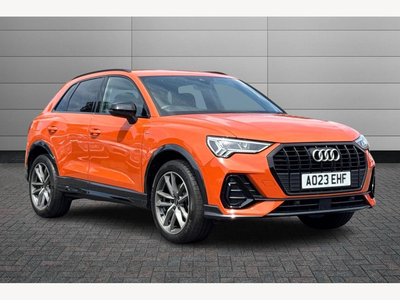 Main listing image - Audi Q3