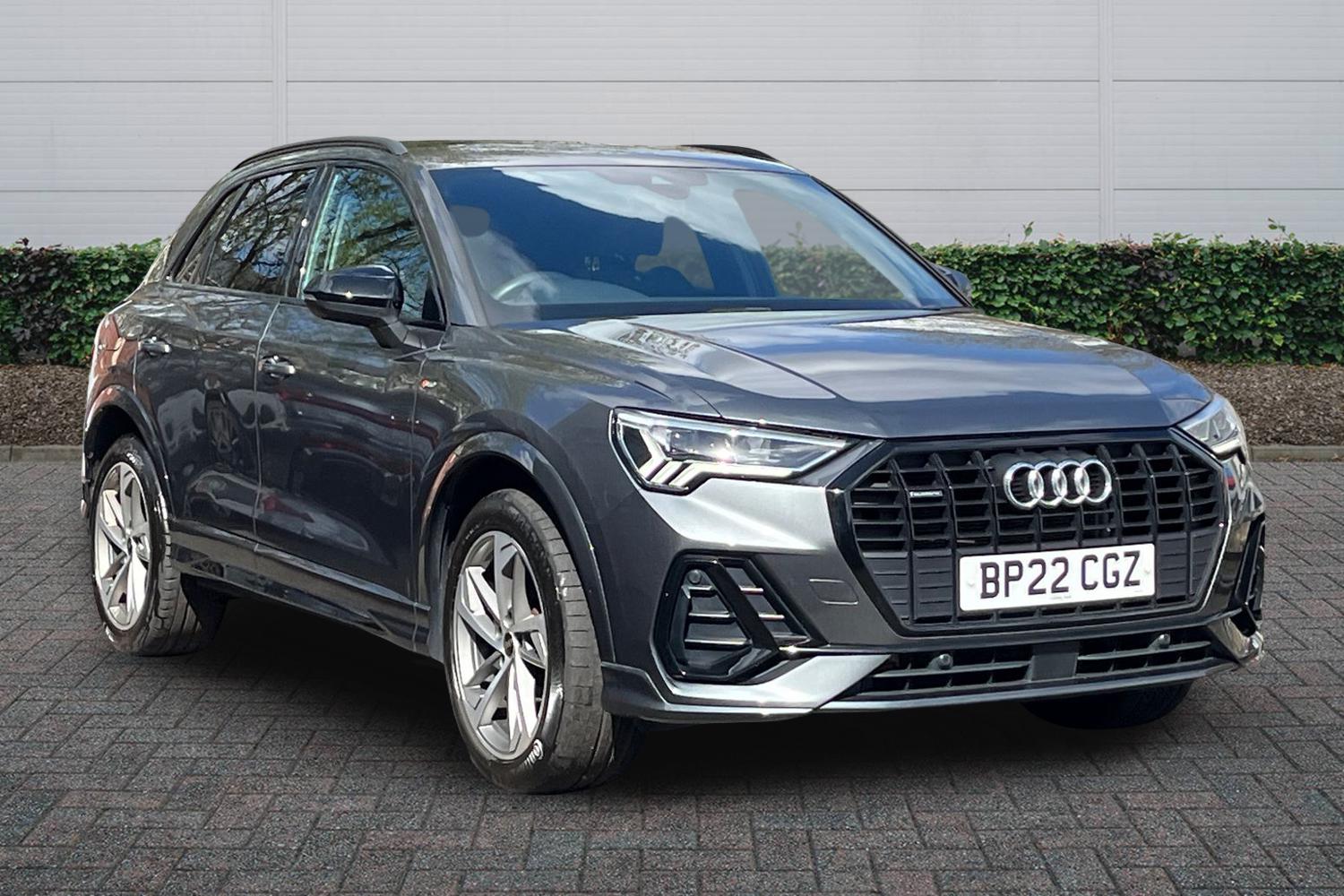 Main listing image - Audi Q3