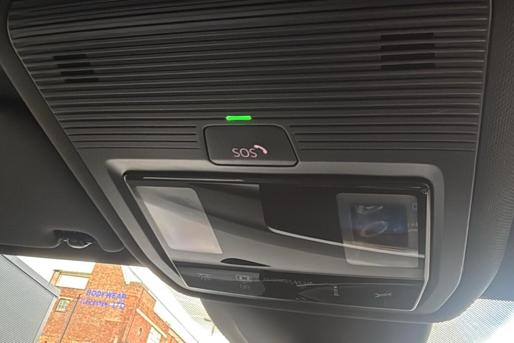 Main listing image - Volkswagen Golf GTI