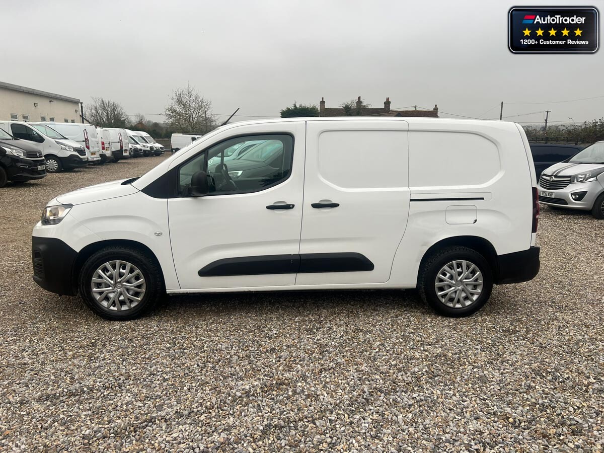 Main listing image - Citroen Berlingo Van