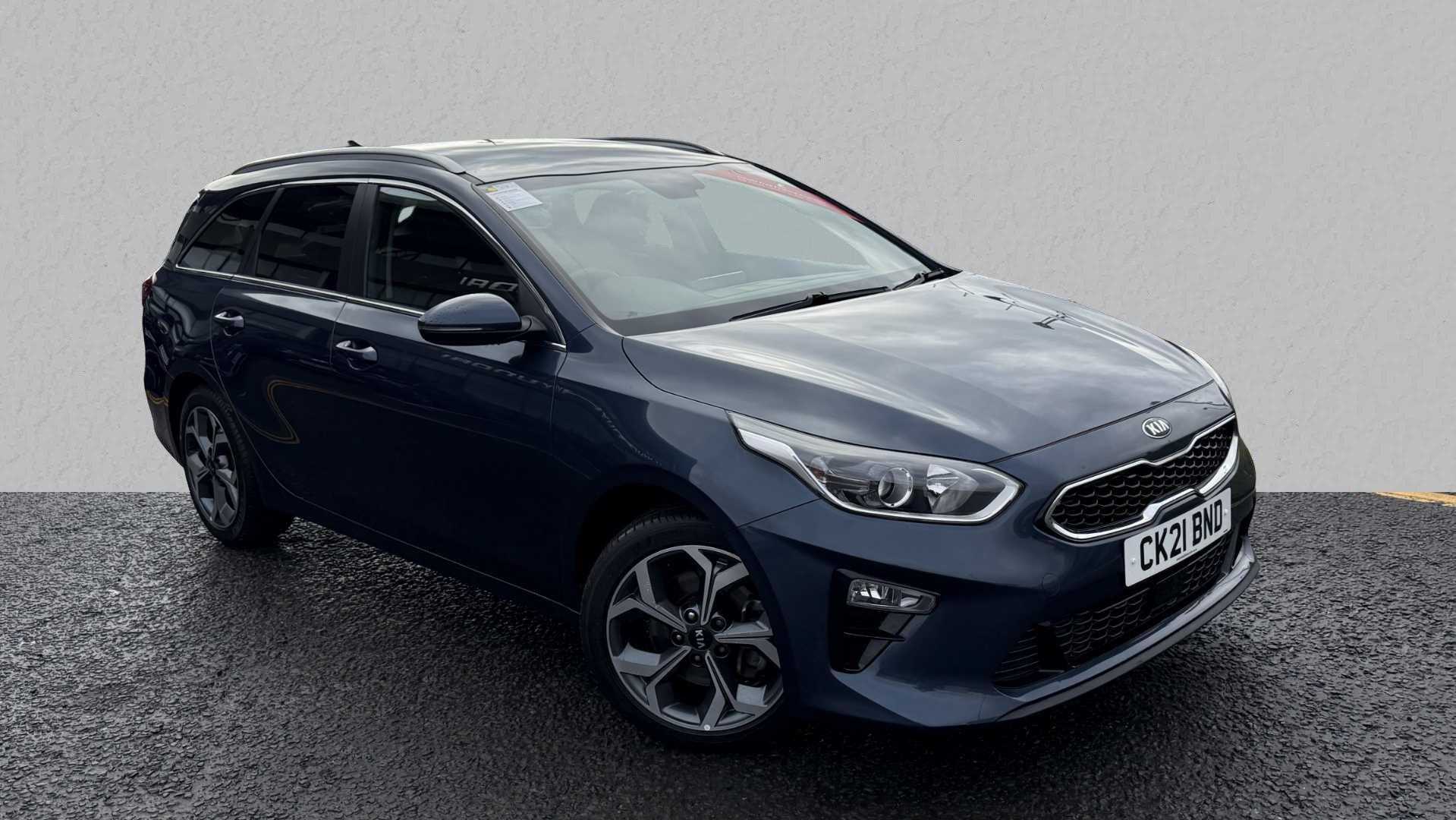 Main listing image - Kia Ceed SW