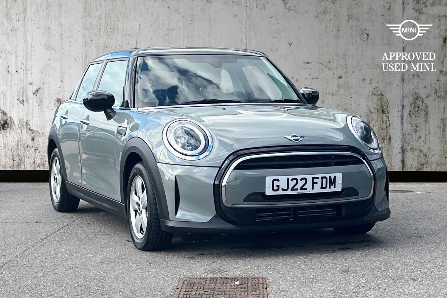 Main listing image - MINI Hatchback 5dr