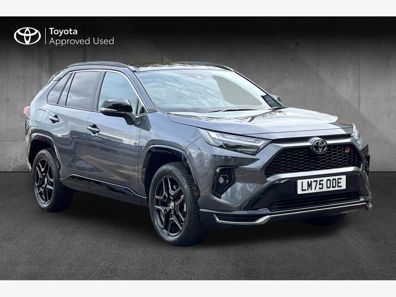 Main listing image - Toyota RAV4