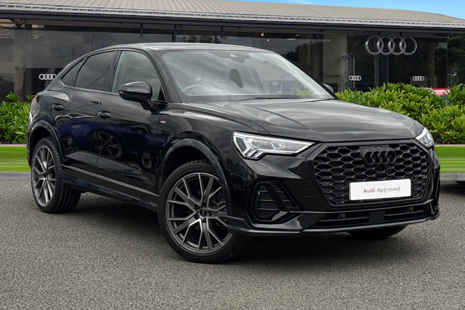 Main listing image - Audi Q3