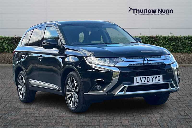 Main listing image - Mitsubishi Outlander