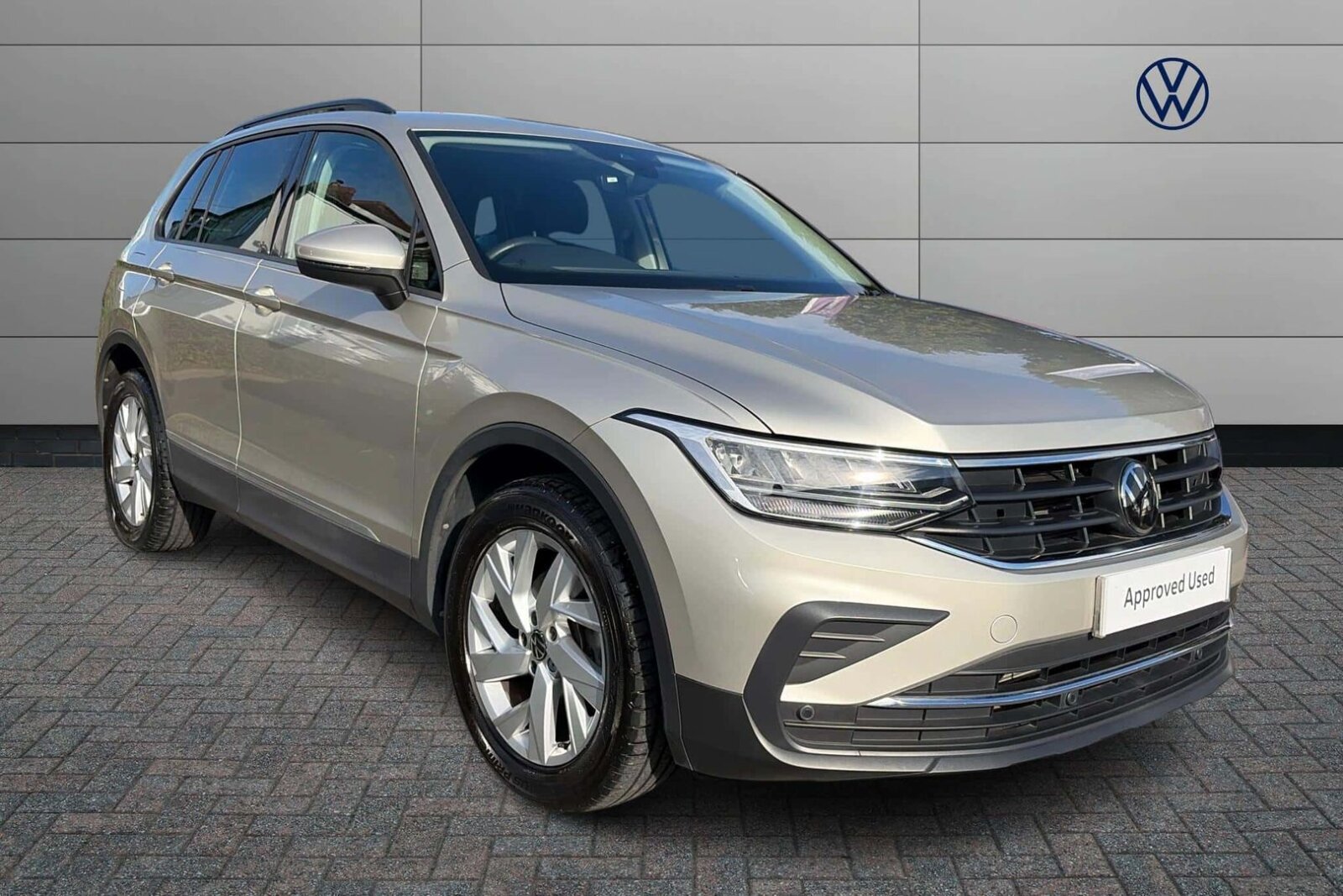 Main listing image - Volkswagen Tiguan