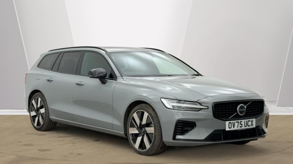 Main listing image - Volvo V60