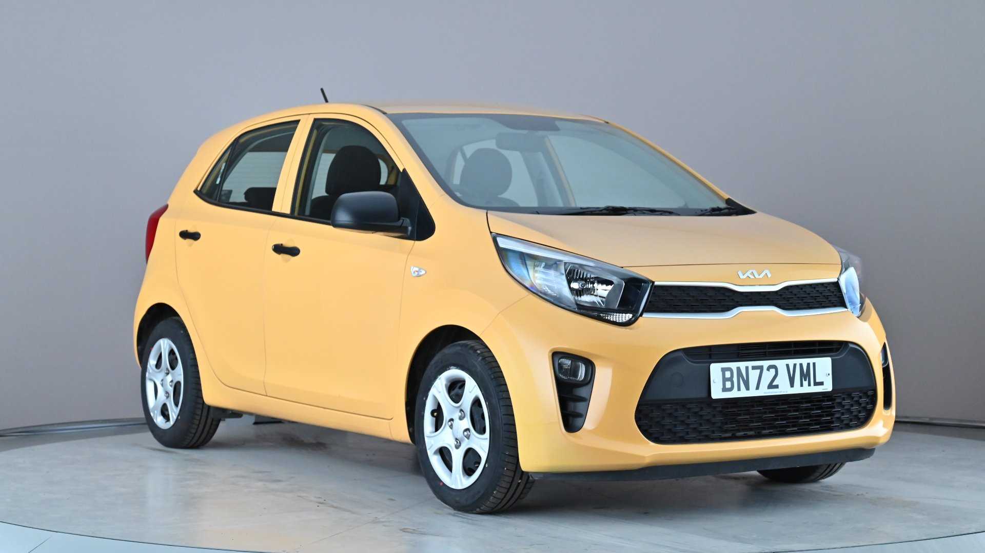 Main listing image - Kia Picanto