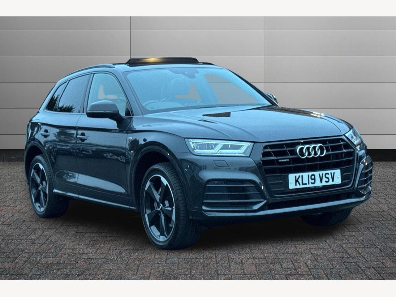 Main listing image - Audi Q5