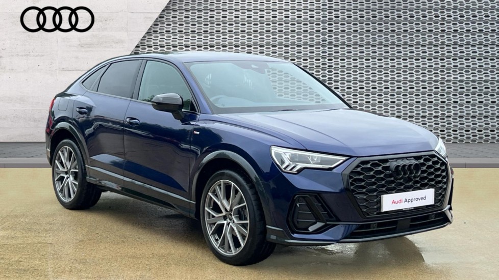 Main listing image - Audi Q3