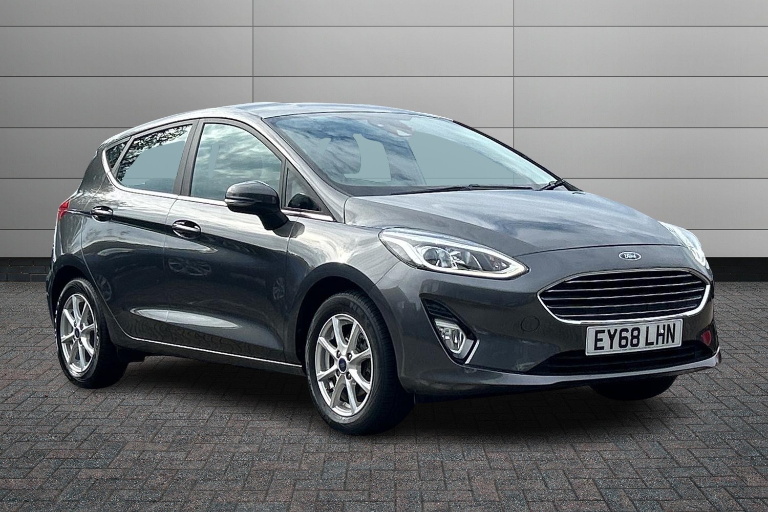 Main listing image - Ford Fiesta