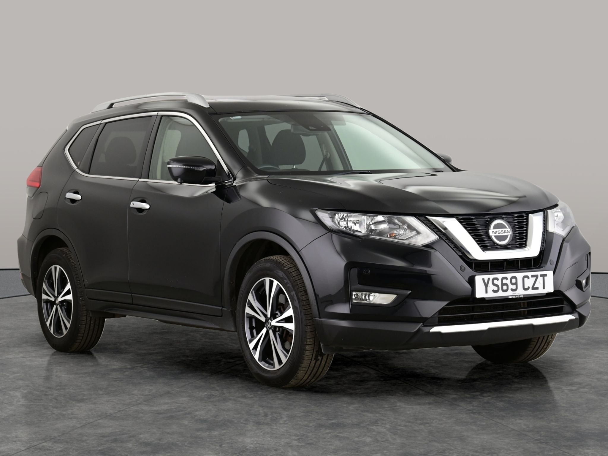 Main listing image - Nissan X-Trail