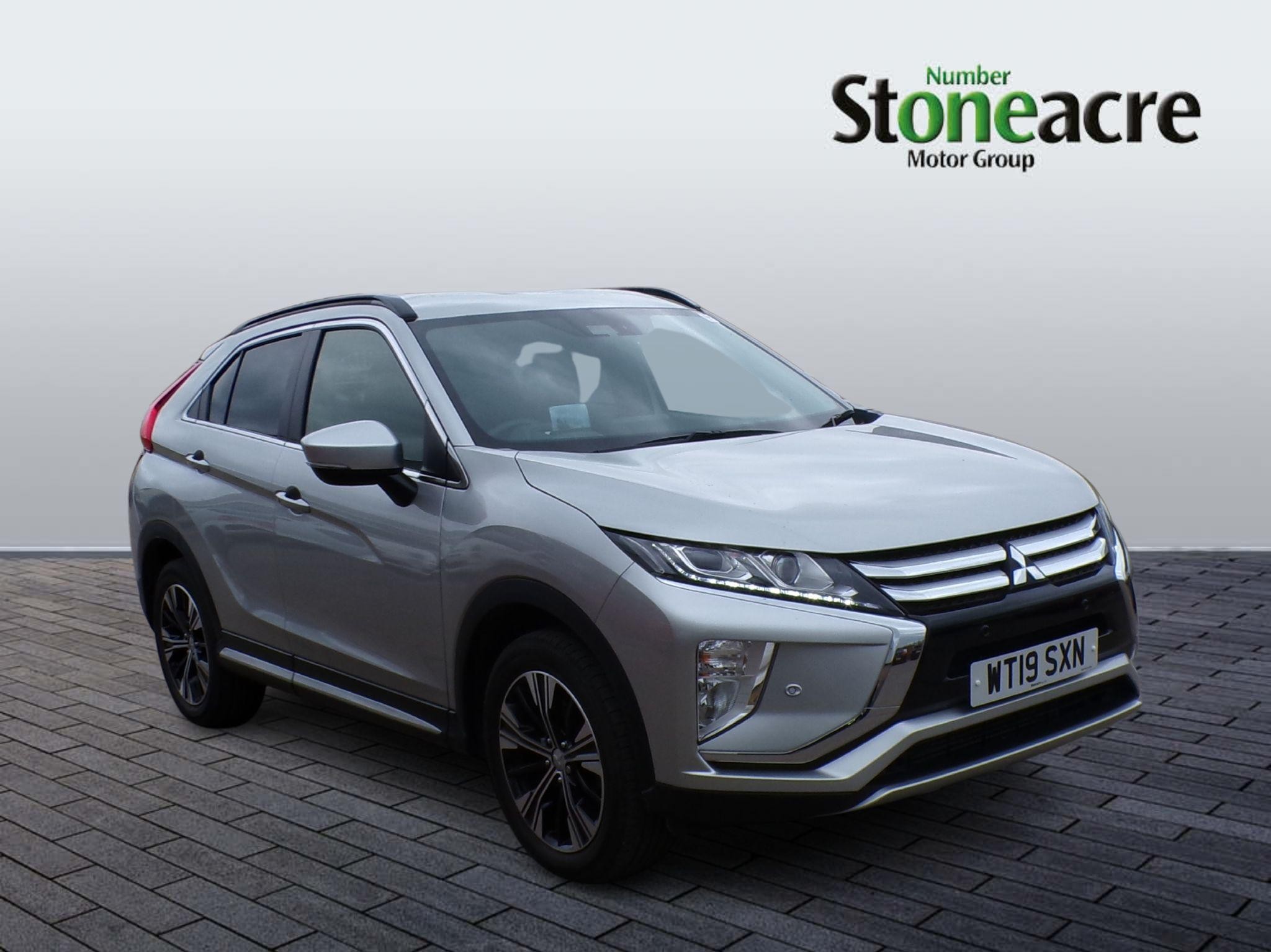 Main listing image - Mitsubishi Eclipse Cross