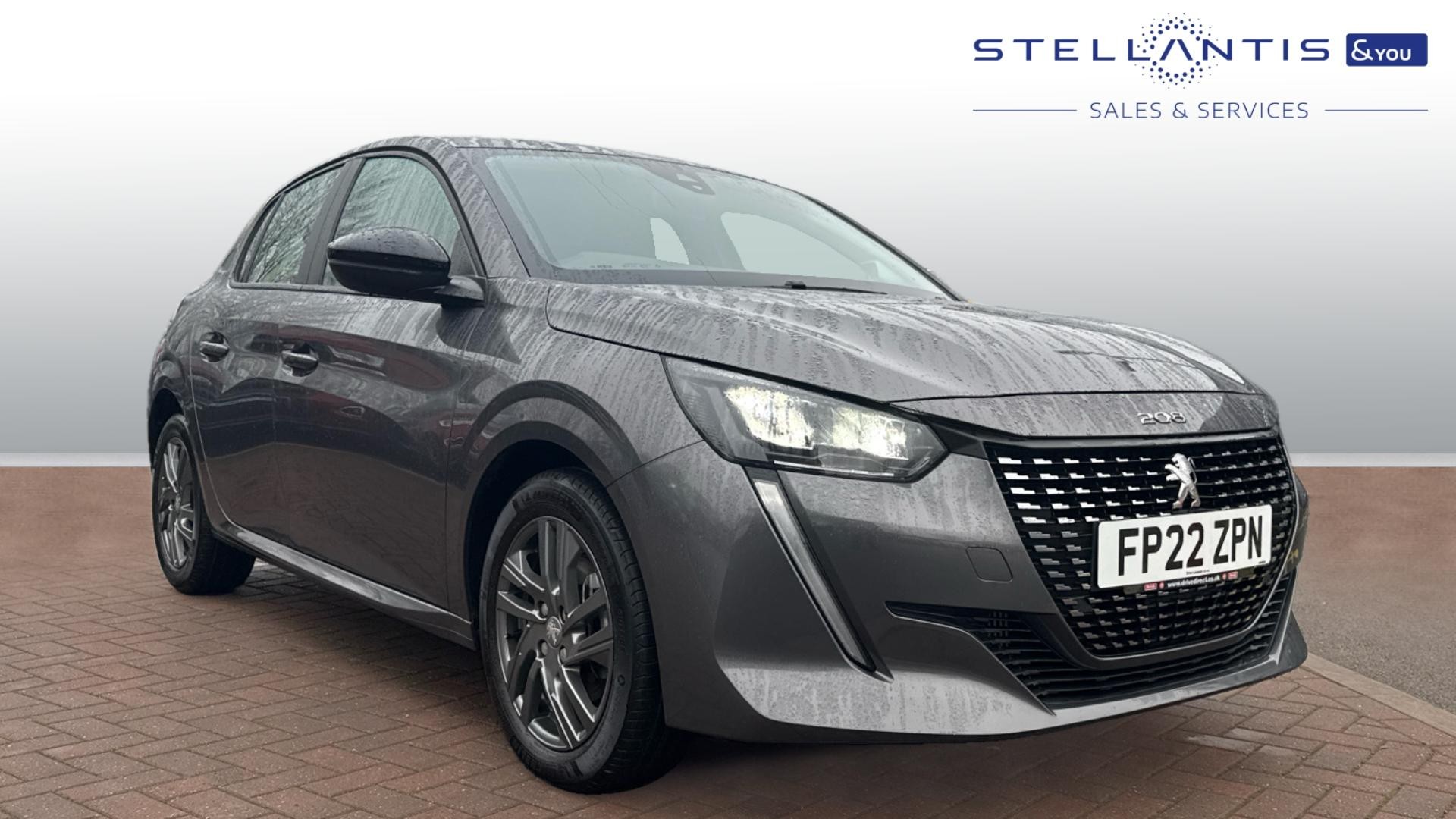 Main listing image - Peugeot 208