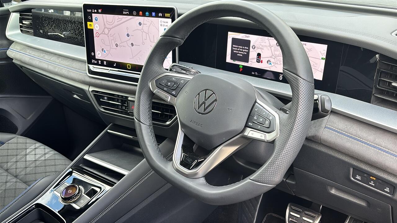 Main listing image - Volkswagen Tayron
