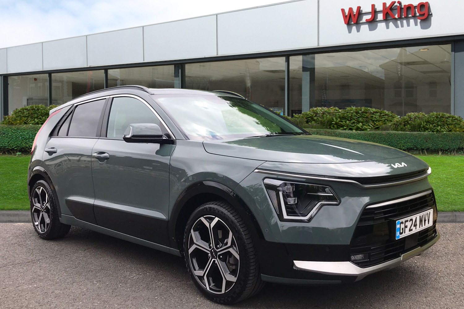Main listing image - Kia Niro