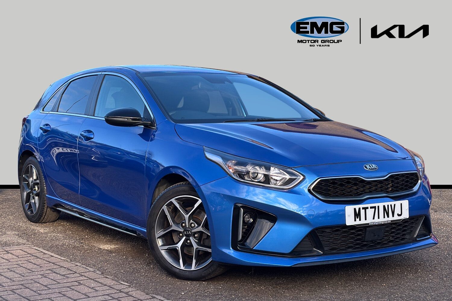 Main listing image - Kia Ceed