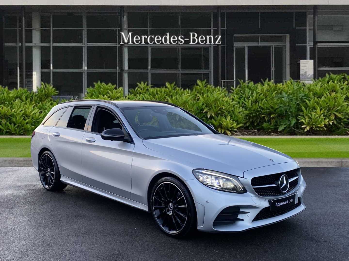 Main listing image - Mercedes-Benz C-Class Estate