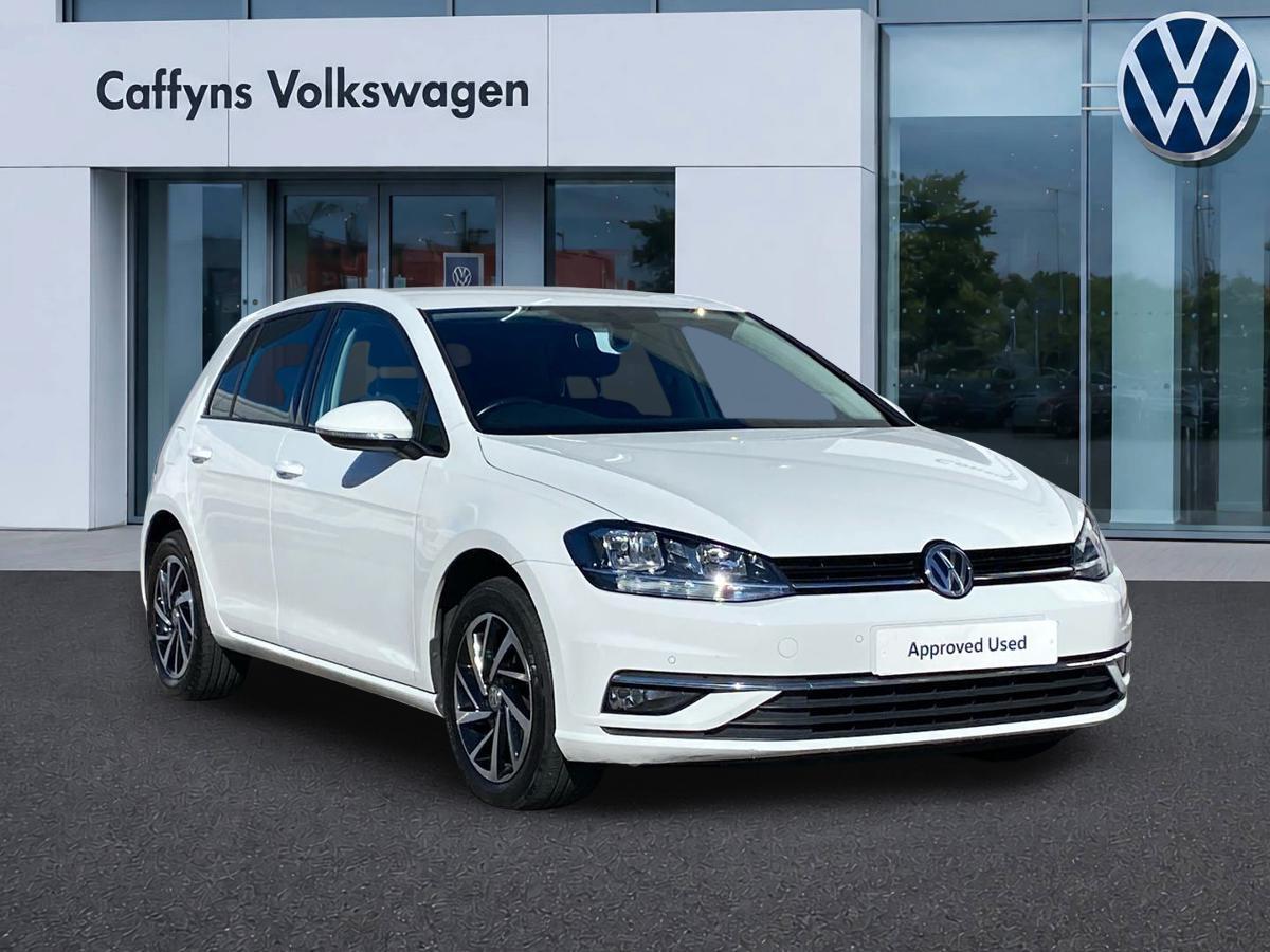Main listing image - Volkswagen Golf