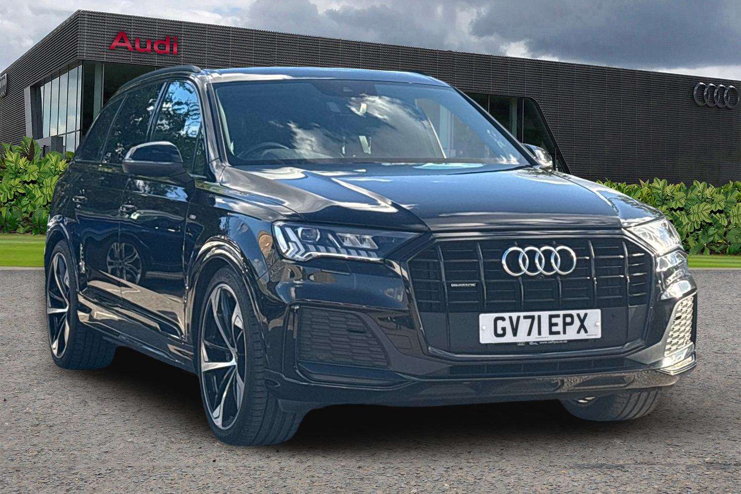 Main listing image - Audi Q7