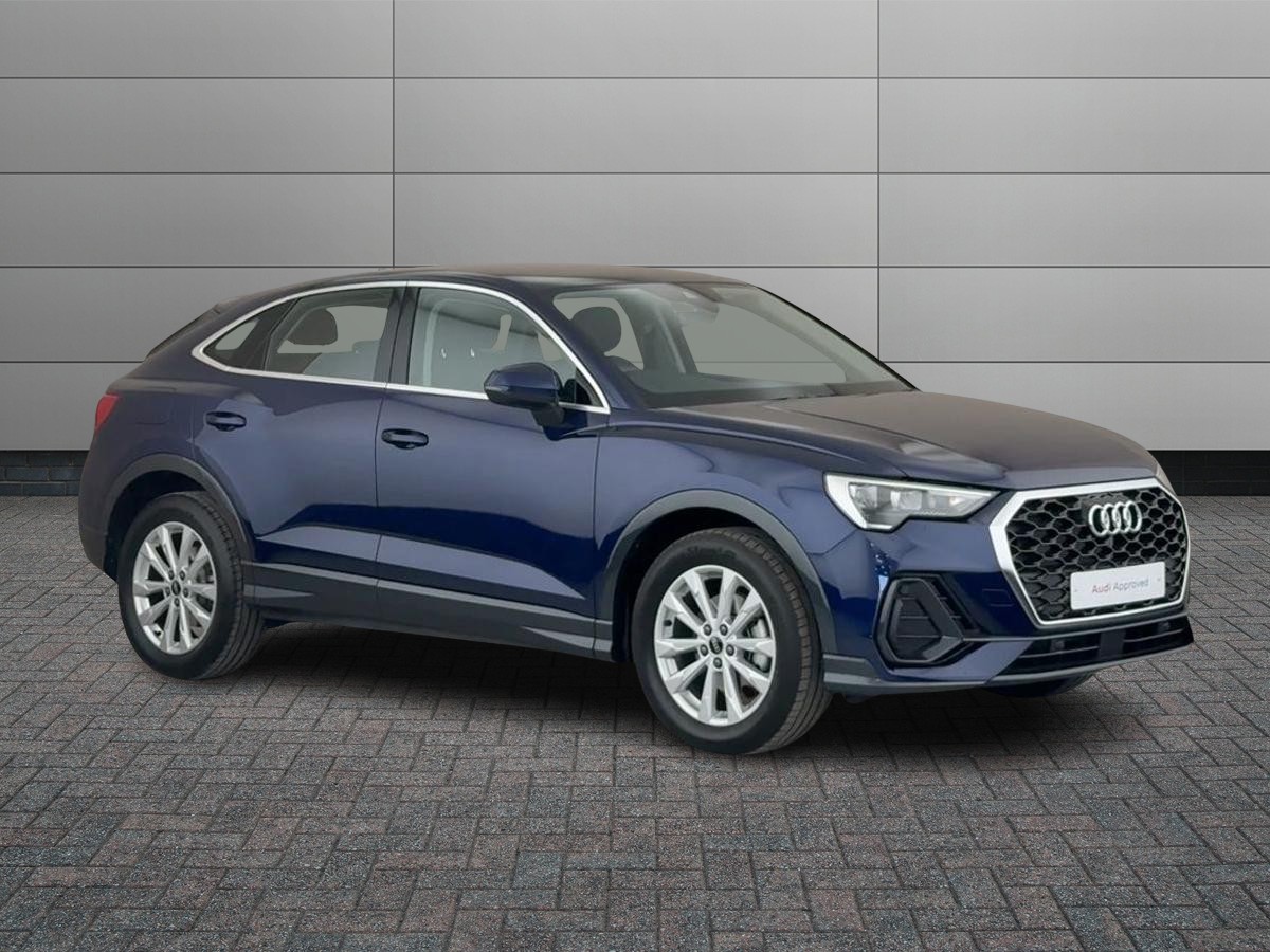 Main listing image - Audi Q3