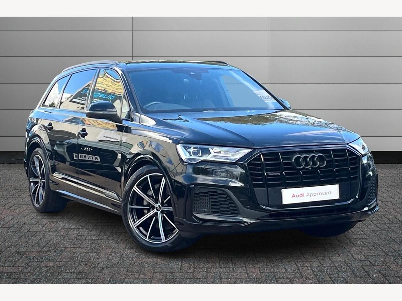 Main listing image - Audi Q7