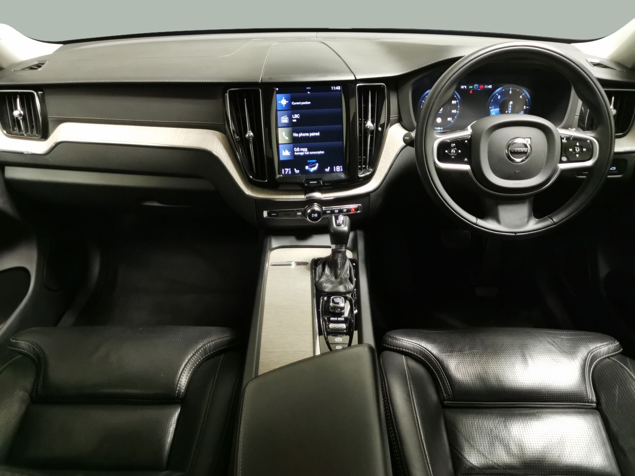 Main listing image - Volvo XC60