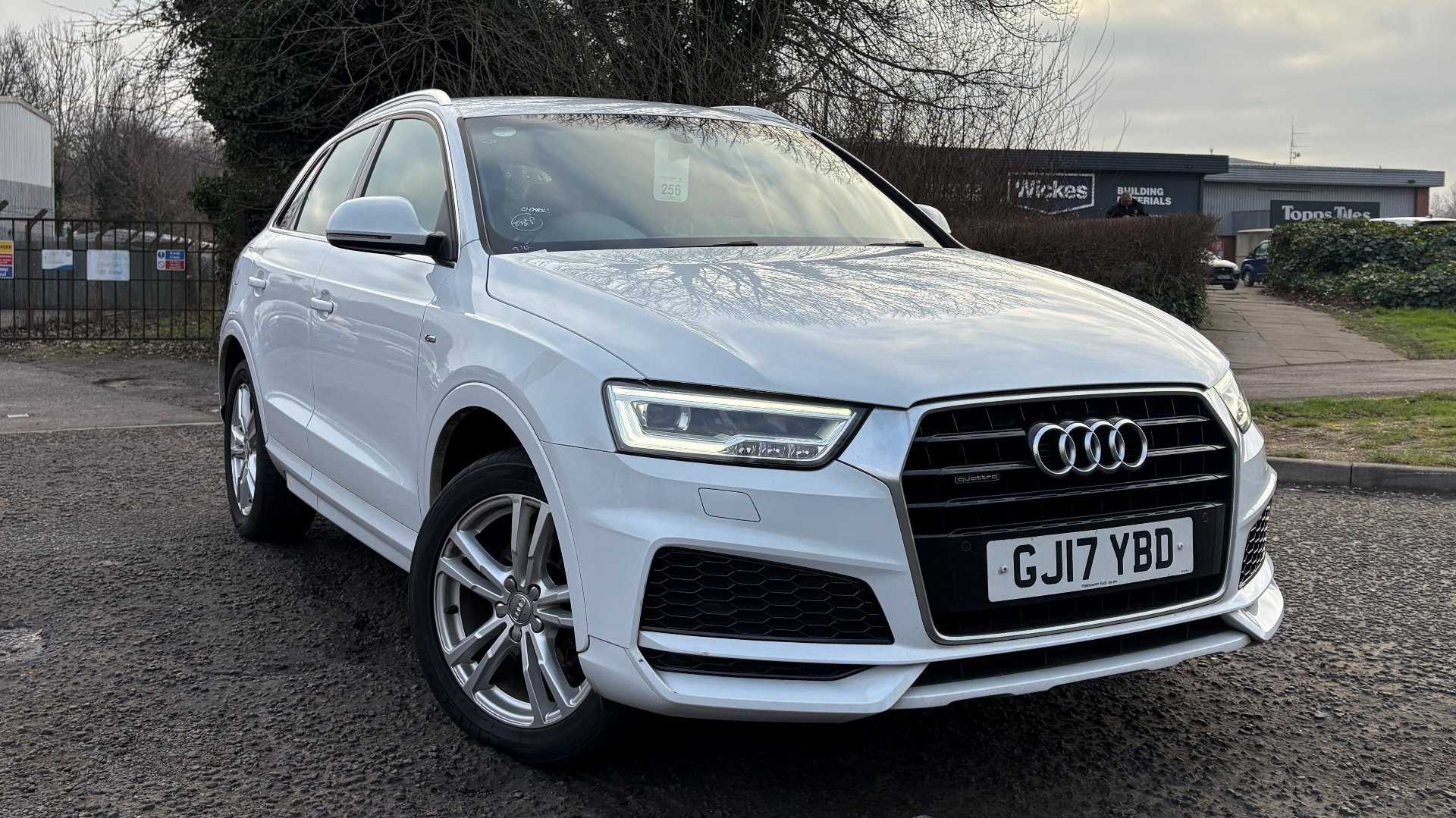 Main listing image - Audi Q3