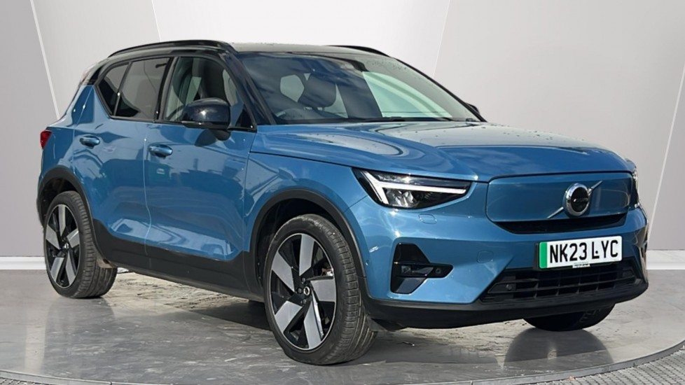 Main listing image - Volvo XC40