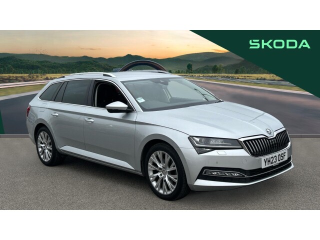 Main listing image - Skoda Superb Estate