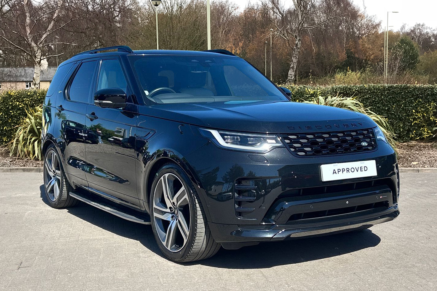 Main listing image - Land Rover Discovery