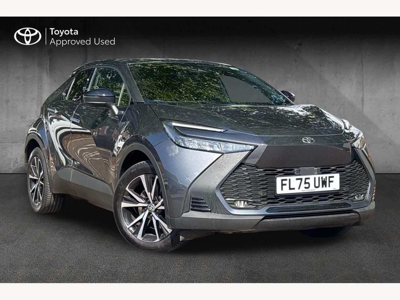 Main listing image - Toyota C-HR