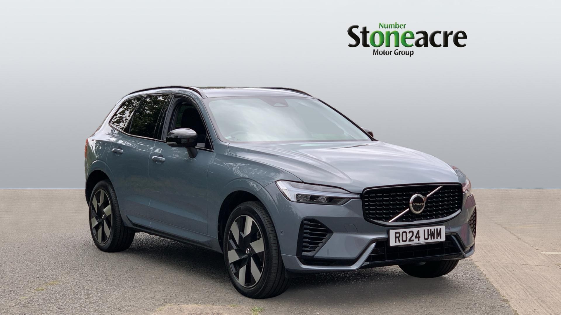 Main listing image - Volvo XC60