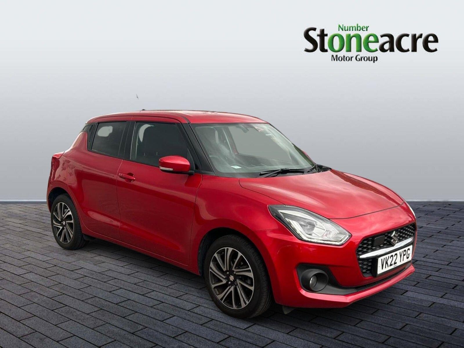 Main listing image - Suzuki Swift