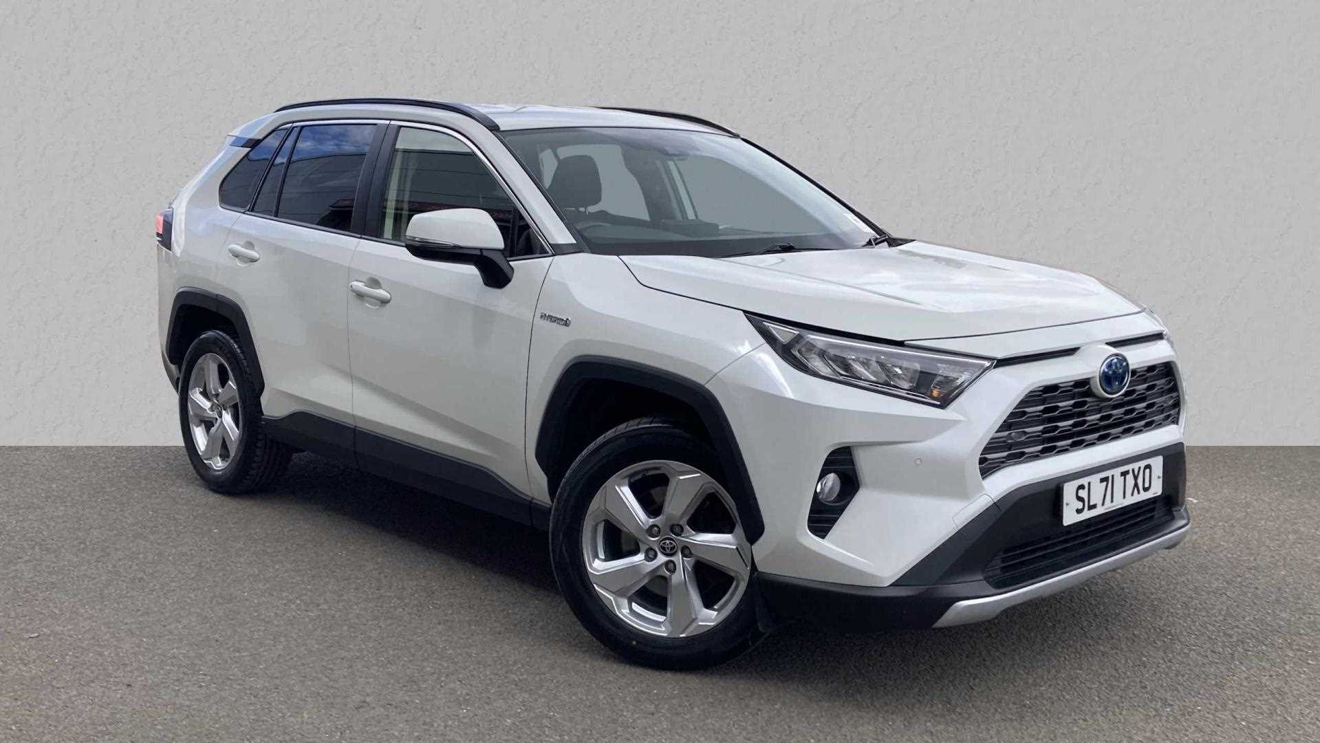 Main listing image - Toyota RAV4
