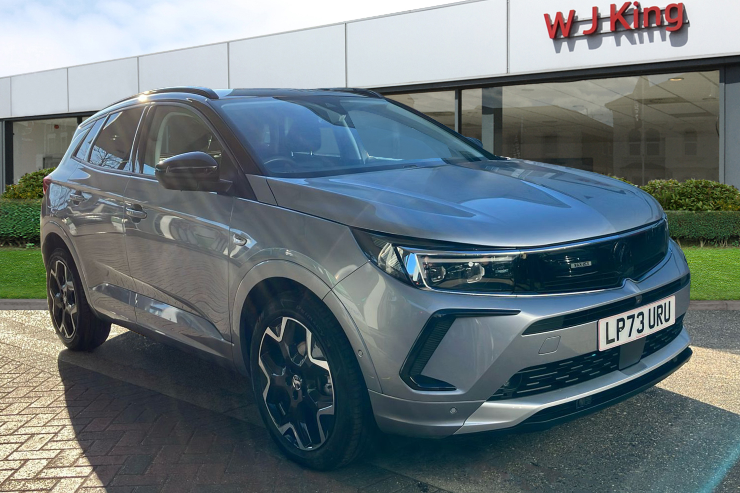 Main listing image - Vauxhall Grandland